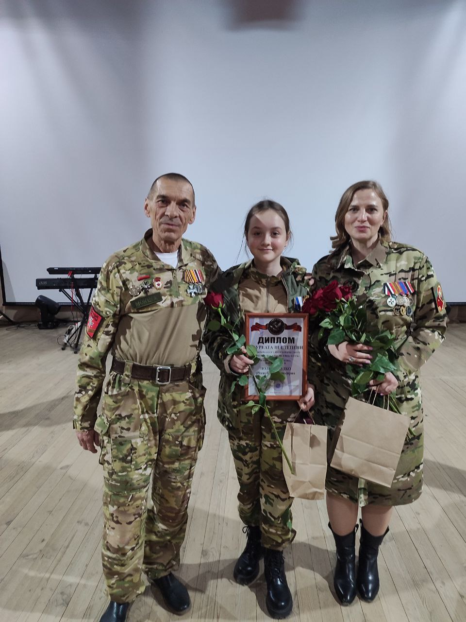 Юный волонтёр Полина Дудко продолжает поддержку бойцов и укрепление духовных ценностей Юный волонтёр Полина Дудко продолжает поддержку бойцов и укрепление духовных ценностей