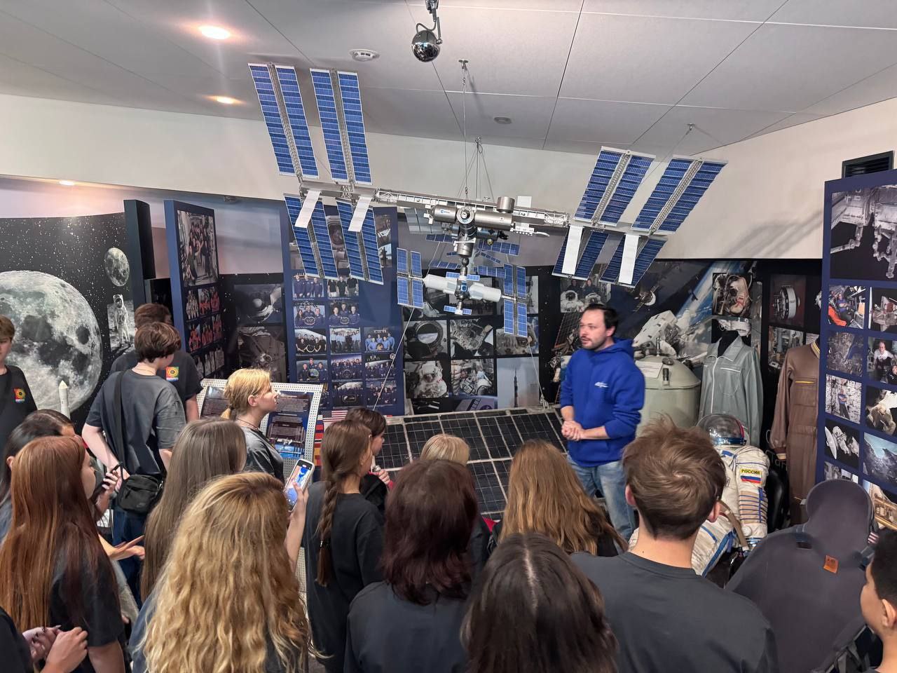 Полезные каникулы учеников Акимовской ДШИ в Ярославле продолжаются Полезные каникулы учеников Акимовской ДШИ в Ярославле продолжаются