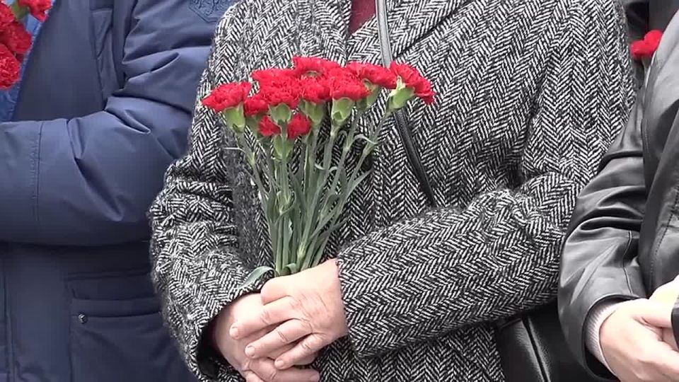 В ГУ МВД России по Запорожской области открылась Аллея Памяти, посвящённая погибшим сотрудникам