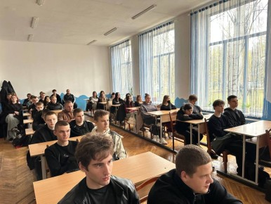 В Мелитопольском многофункциональном колледже прошло мероприятие, направленное на профилактику экстремизма и терроризма среди молодежи