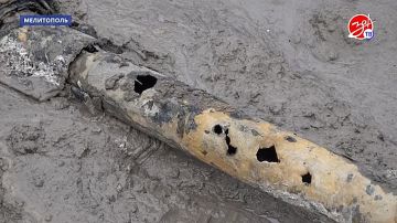 В Мелитополе по адресу Нестеренко, 6 произошёл прорыв водопроводной трубы