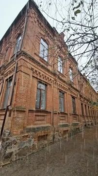 ДОЖДЛИВОМУ ДНЮ ПОСВЯЩАЕТСЯ