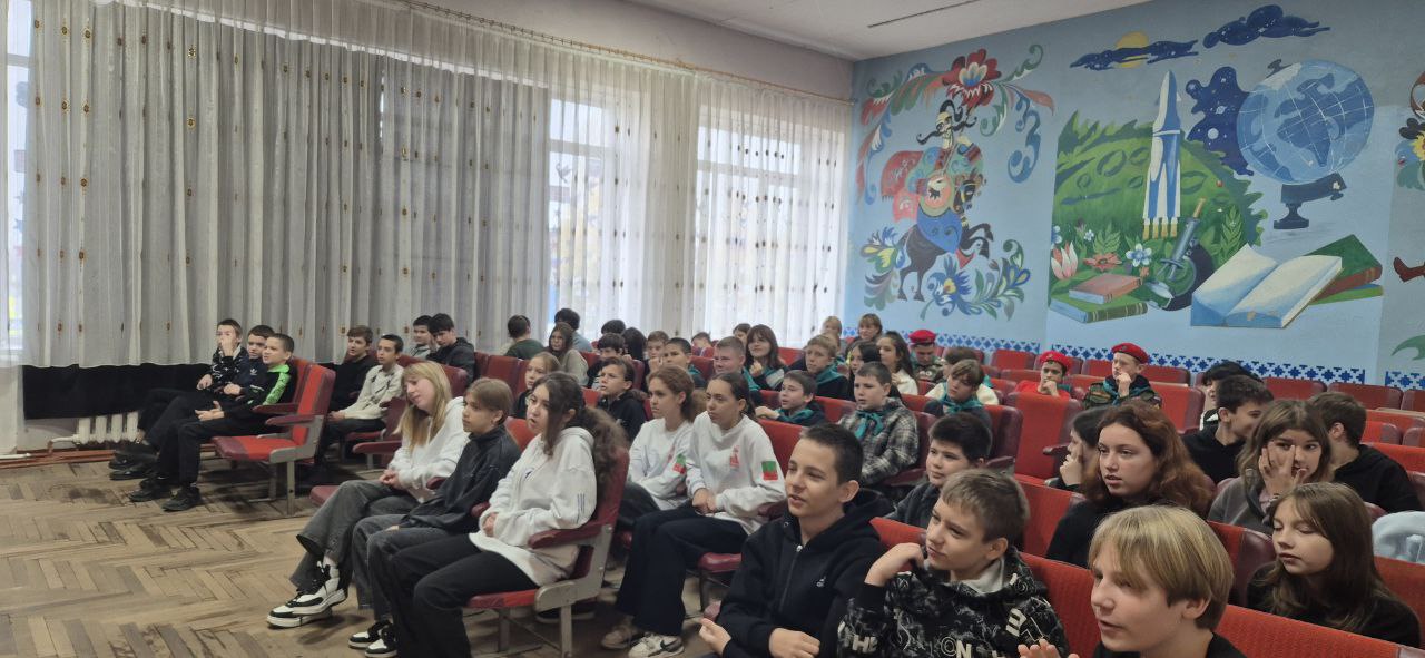 Уроки Победы: Историко-познавательная программа квиз «Мы правнуки победы»