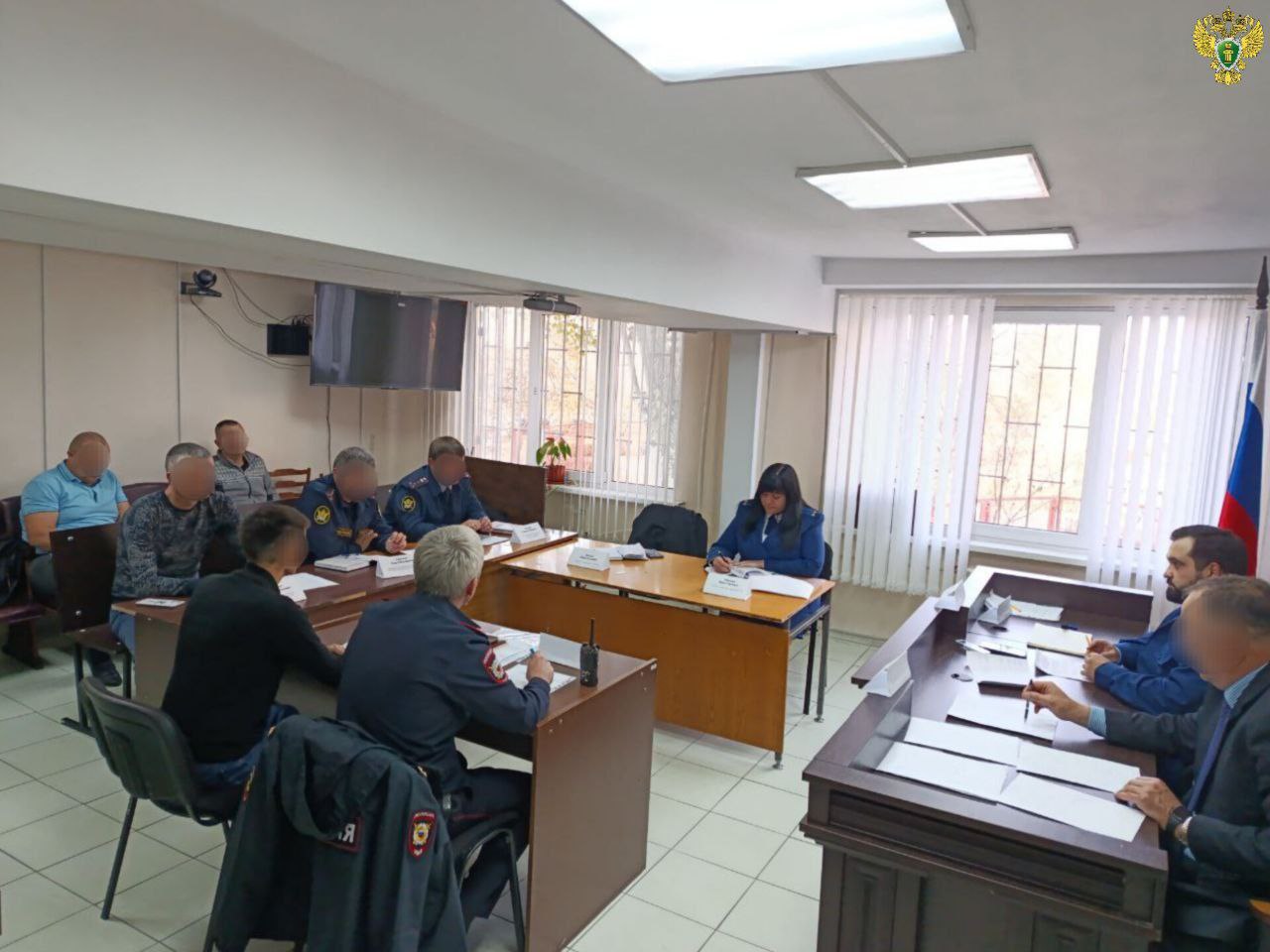 Под председательством прокурора города Энергодара Дмитрия Яценко состоялось межведомственное рабочее совещание с участием руководителей правоохранительных органов и председателя городского суда Под председательством прокурора города Энергодара Дмитрия Яценко состоялось межведомственное рабочее совещание с участием руководителей правоохранительных органов и председателя городского суда