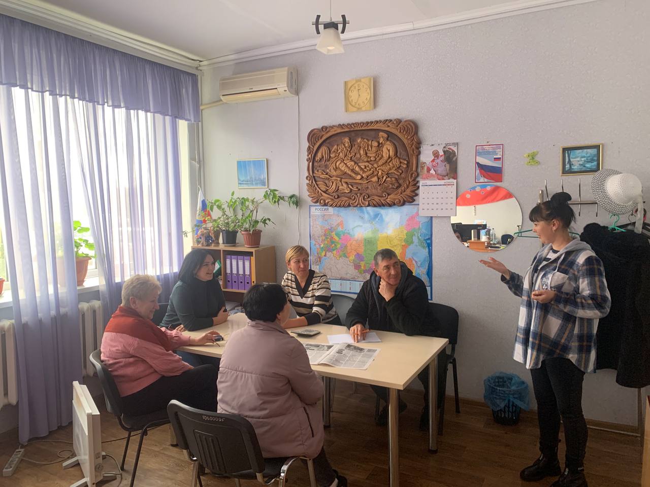 «Ступени,ведущие вниз». 12.11.2025 г. в ГБУ «Комплексный центр социального обслуживания населения» Министерства труда и социальной политики Запорожской области, в отделении социальной помощи семьям с детьми Веселовского... «Ступени,ведущие вниз». 12.11.2025 г. в ГБУ «Комплексный центр социального обслуживания населения» Министерства труда и социальной политики Запорожской области, в отделении социальной помощи семьям с детьми Веселовского...