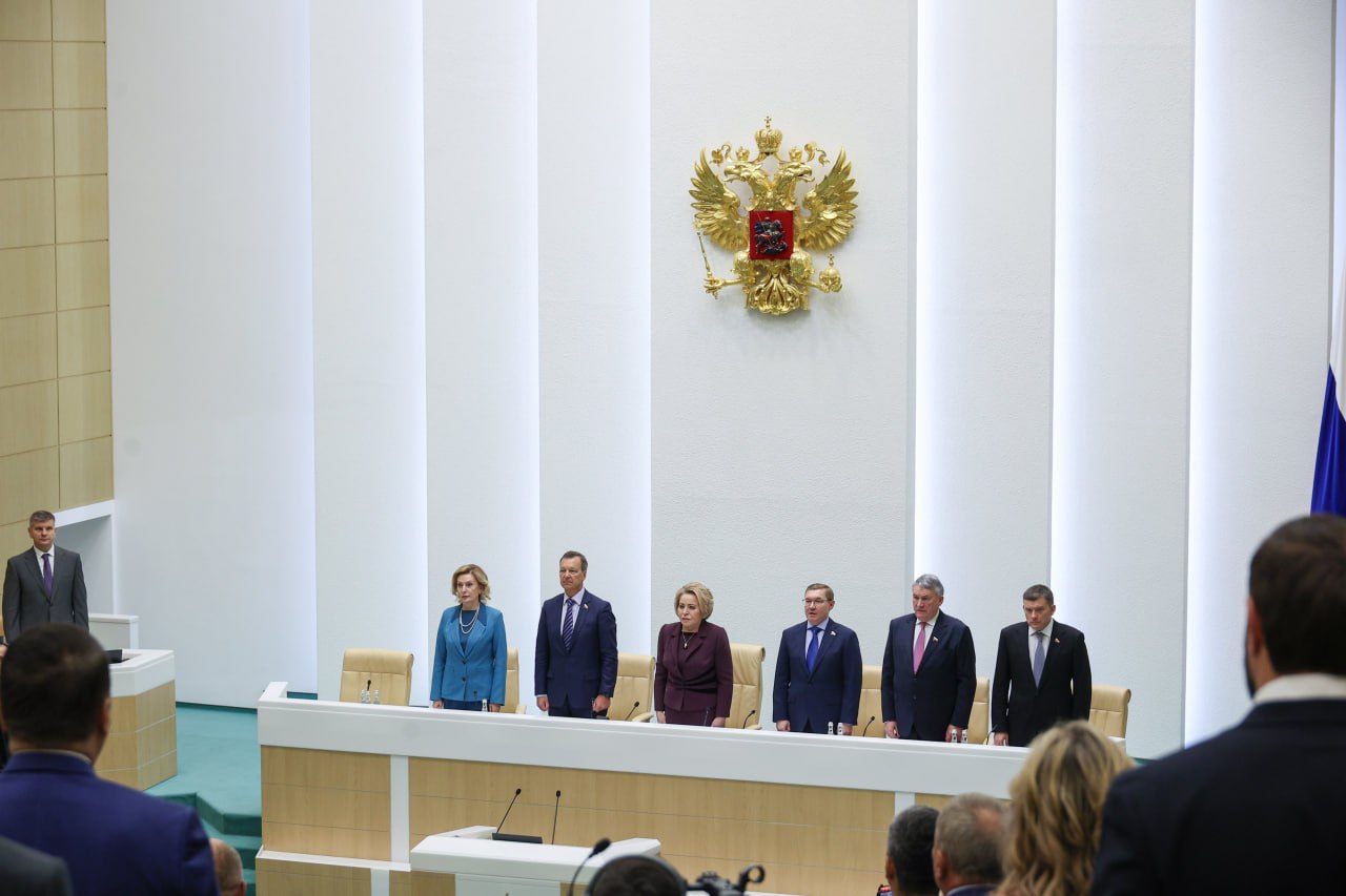 Дмитрий Ворона: Валентина Ивановна Матвиенко поддержала мою просьбу создать благоприятные условия для малого и среднего бизнеса воссоединенных регионов Дмитрий Ворона: Валентина Ивановна Матвиенко поддержала мою просьбу создать благоприятные условия для малого и среднего бизнеса воссоединенных регионов