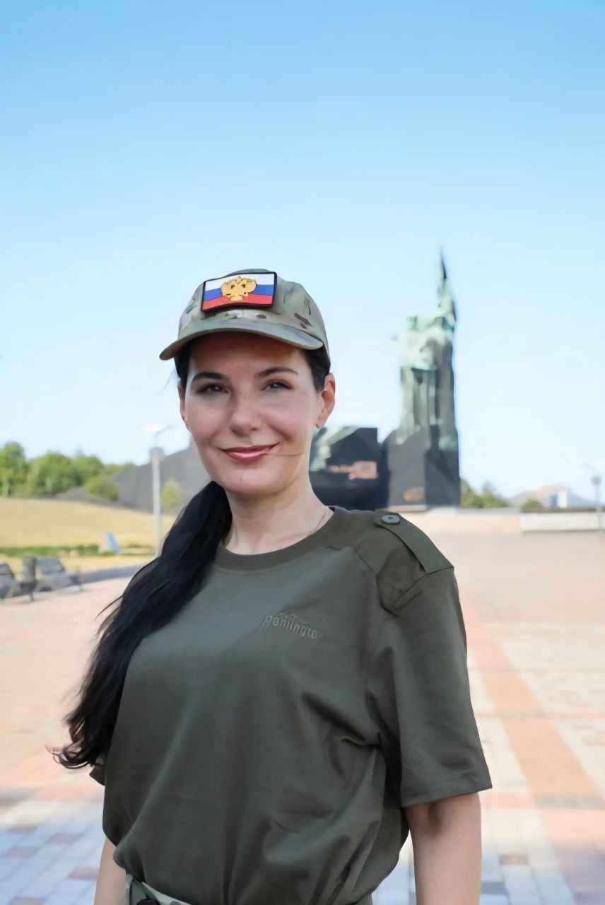 Руководство партии «Единая Россия» и представители общественных организаций передали кондиционеры в школы Запорожской области