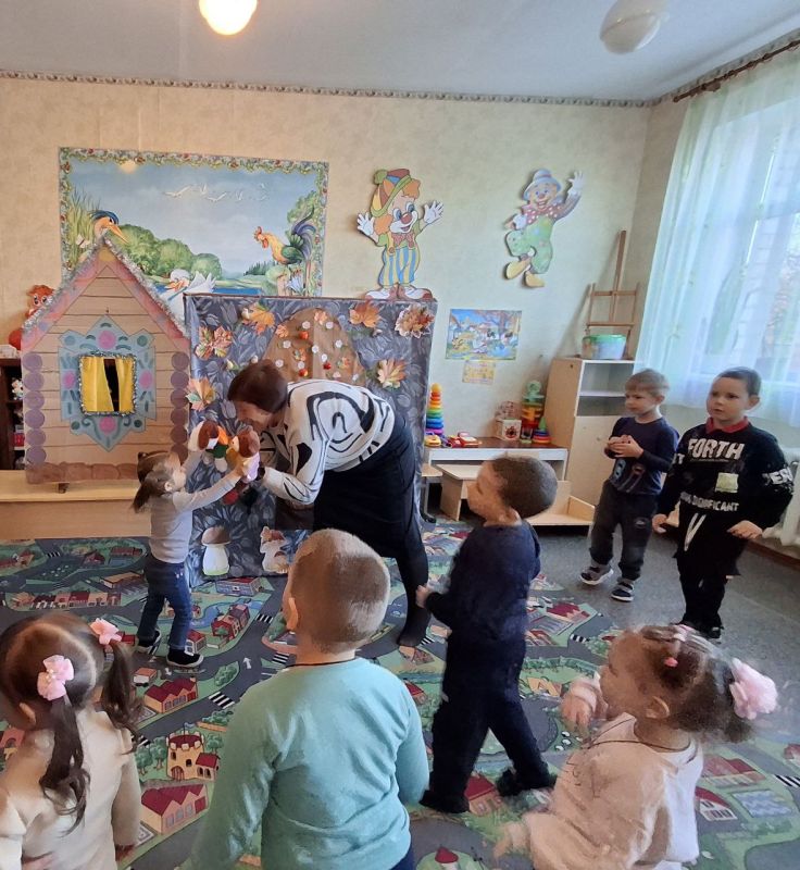 Кукольный театр встречает День Доброты и Вежливости Кукольный театр встречает День Доброты и Вежливости