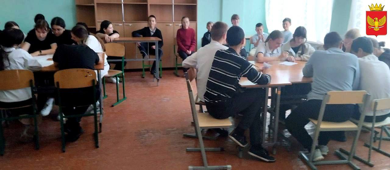 В ГБУ ОО ЗО "Орловская СОШ" в рамках Недели русского языка и литературы провели конкурс стихотворений среди школьников «Природа в творчестве русских поэтов» В ГБУ ОО ЗО "Орловская СОШ" в рамках Недели русского языка и литературы провели конкурс стихотворений среди школьников «Природа в творчестве русских поэтов»