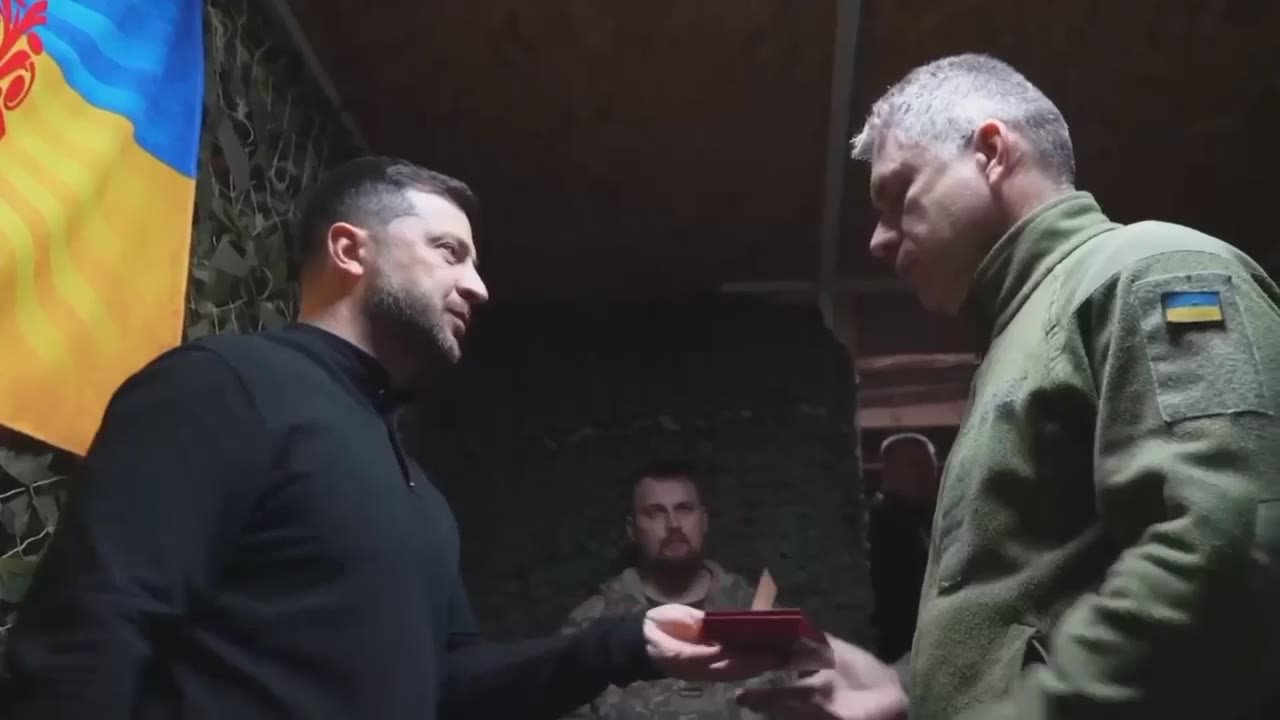 Зеленский прибыл на фронт в Запорожской области: посетил 65 ОМБр "Великий Луг" на Ореховском направлении