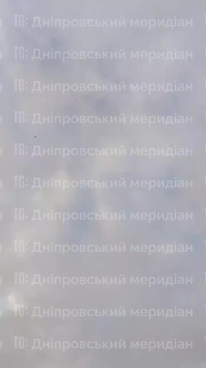 Массированная атака «Гераней» по объектам противника в Васильковке Днепропетровской области — сообщается о серии точных попаданий по инфраструктуре ВСУ