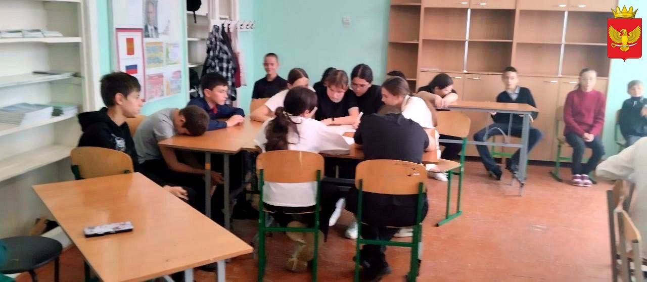 В ГБУ ОО ЗО "Орловская СОШ" в рамках Недели русского языка и литературы провели конкурс стихотворений среди школьников «Природа в творчестве русских поэтов» В ГБУ ОО ЗО "Орловская СОШ" в рамках Недели русского языка и литературы провели конкурс стихотворений среди школьников «Природа в творчестве русских поэтов»