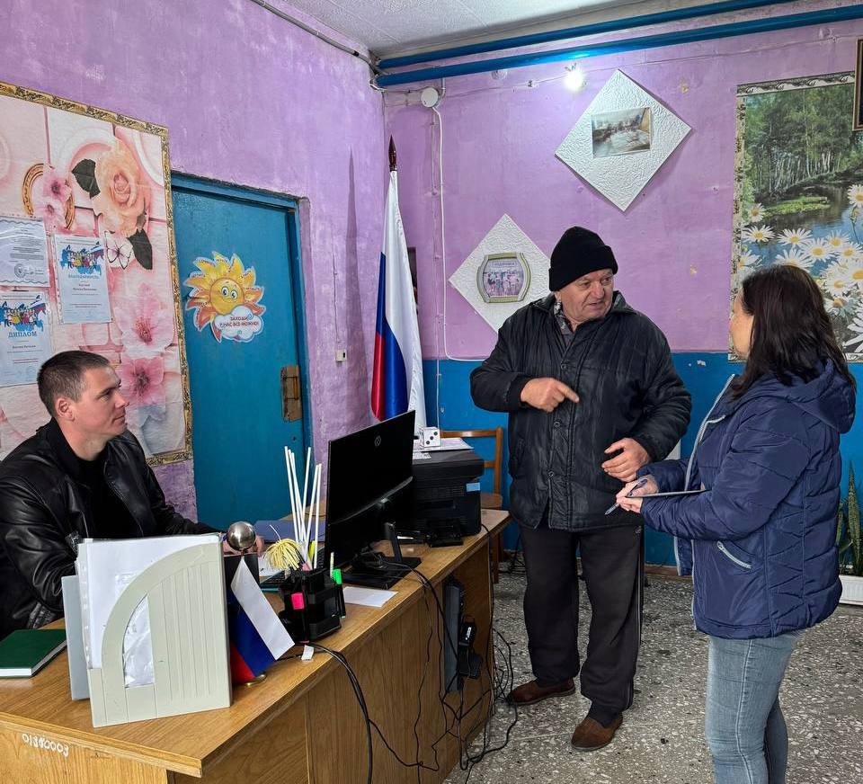 Депутат Игорь Билан провел прием граждан в селе Федоровка