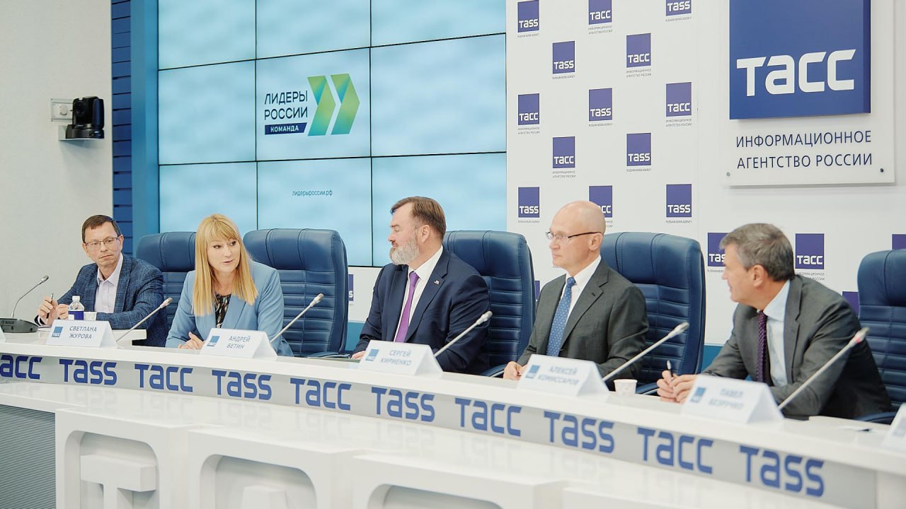 Один лидер — хорошо, а команда лучше! Один лидер — хорошо, а команда лучше!