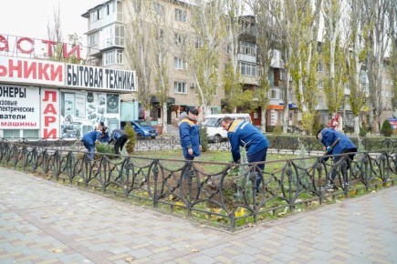 Сергей Золотарёв: Ведется плановая работа по озеленению