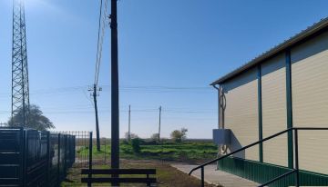 В Акимовском муниципальном округе энергетики «Запорожьеэнерго» филиал АО «Юго-Западная ЭСК» обеспечили подключение фельдшерско-акушерского пункта к линии электропередачи