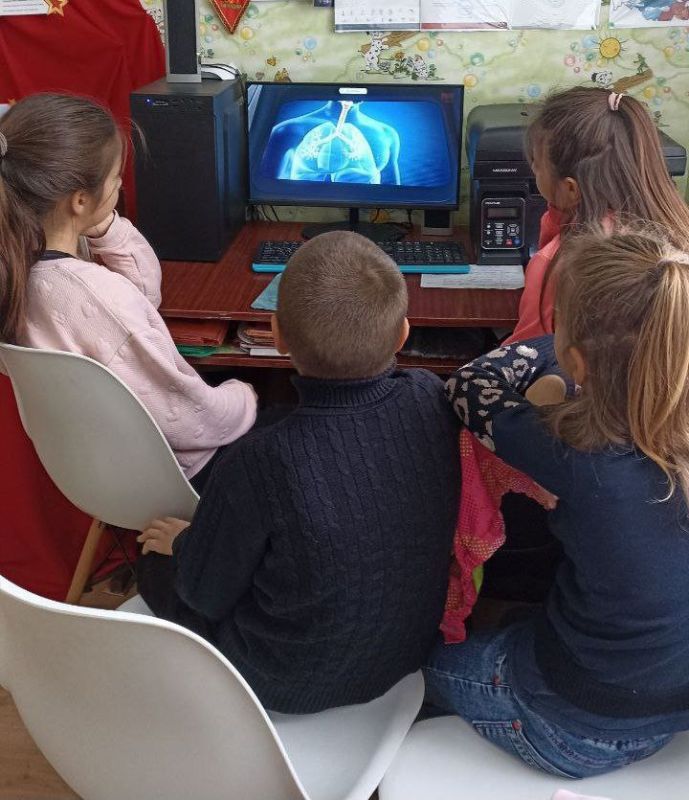 "КУРИТЬ - ЗДОРОВЬЮ ВРЕДИТЬ" "КУРИТЬ - ЗДОРОВЬЮ ВРЕДИТЬ"