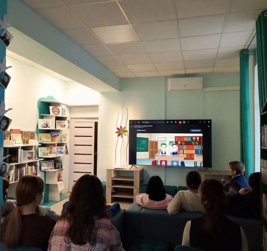 В Новоданиловской сельской библиотеке, совместно с Домом культуры, проведен урок толерантности