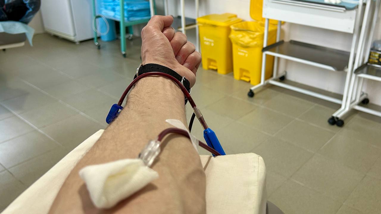 Сотрудники Минцифры Запорожской области и РЦИТиС сдали кровь для медицинских учреждений