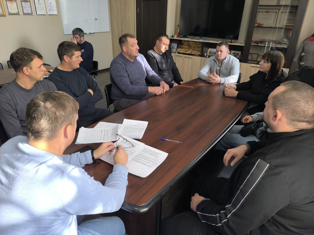 Состоялась встреча главы Акимовского муниципального округа Александра Трудоношина с представителями бизнеса района Состоялась встреча главы Акимовского муниципального округа Александра Трудоношина с представителями бизнеса района