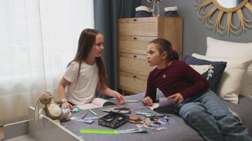 Дети знают, что нельзя открывать дверь посторонним людям