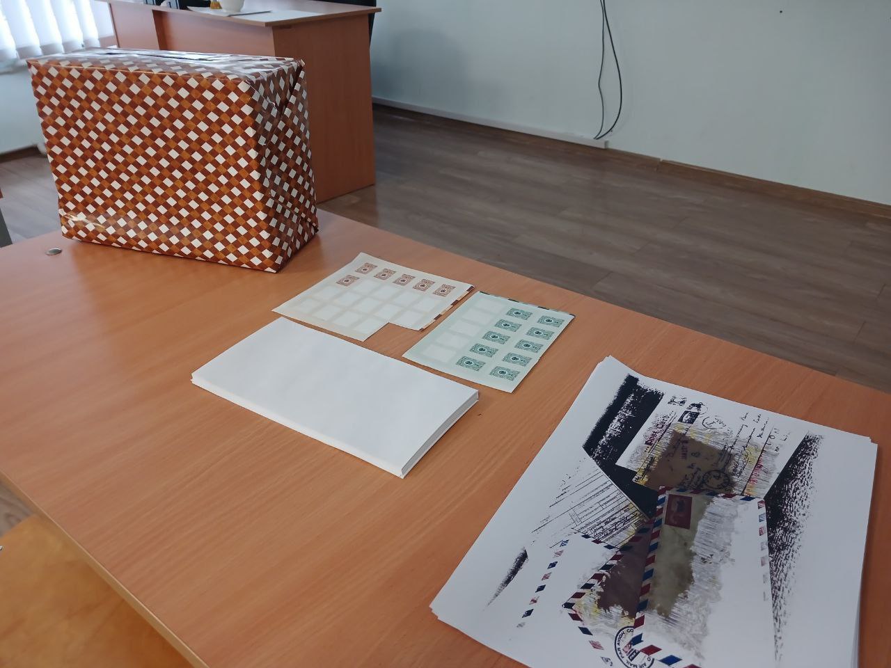 #нам_пишут. Письмо в будущее: наша капсула времени отправилась в 2035 год! В Новоданиловской школе №32 прошла удивительная акция — мы создали и запечатали «Капсулу времени» с письмами в будущее! Наши ученики погрузились в... #нам_пишут. Письмо в будущее: наша капсула времени отправилась в 2035 год! В Новоданиловской школе №32 прошла удивительная акция — мы создали и запечатали «Капсулу времени» с письмами в будущее! Наши ученики погрузились в...