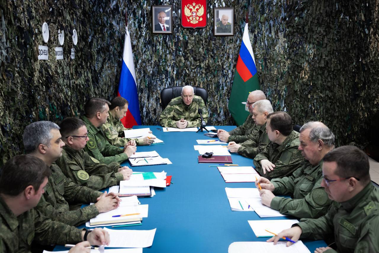 Председатель СК России провел оперативное совещание в Донецке Председатель СК России провел оперативное совещание в Донецке