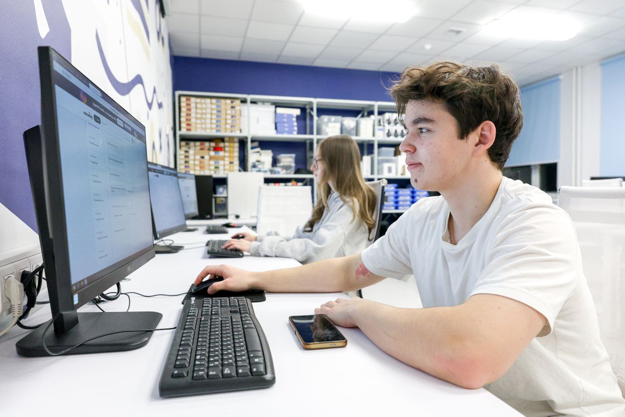 Ирина Гехт: У школьников нашего округа теперь есть ещё больше возможностей для обучения Ирина Гехт: У школьников нашего округа теперь есть ещё больше возможностей для обучения