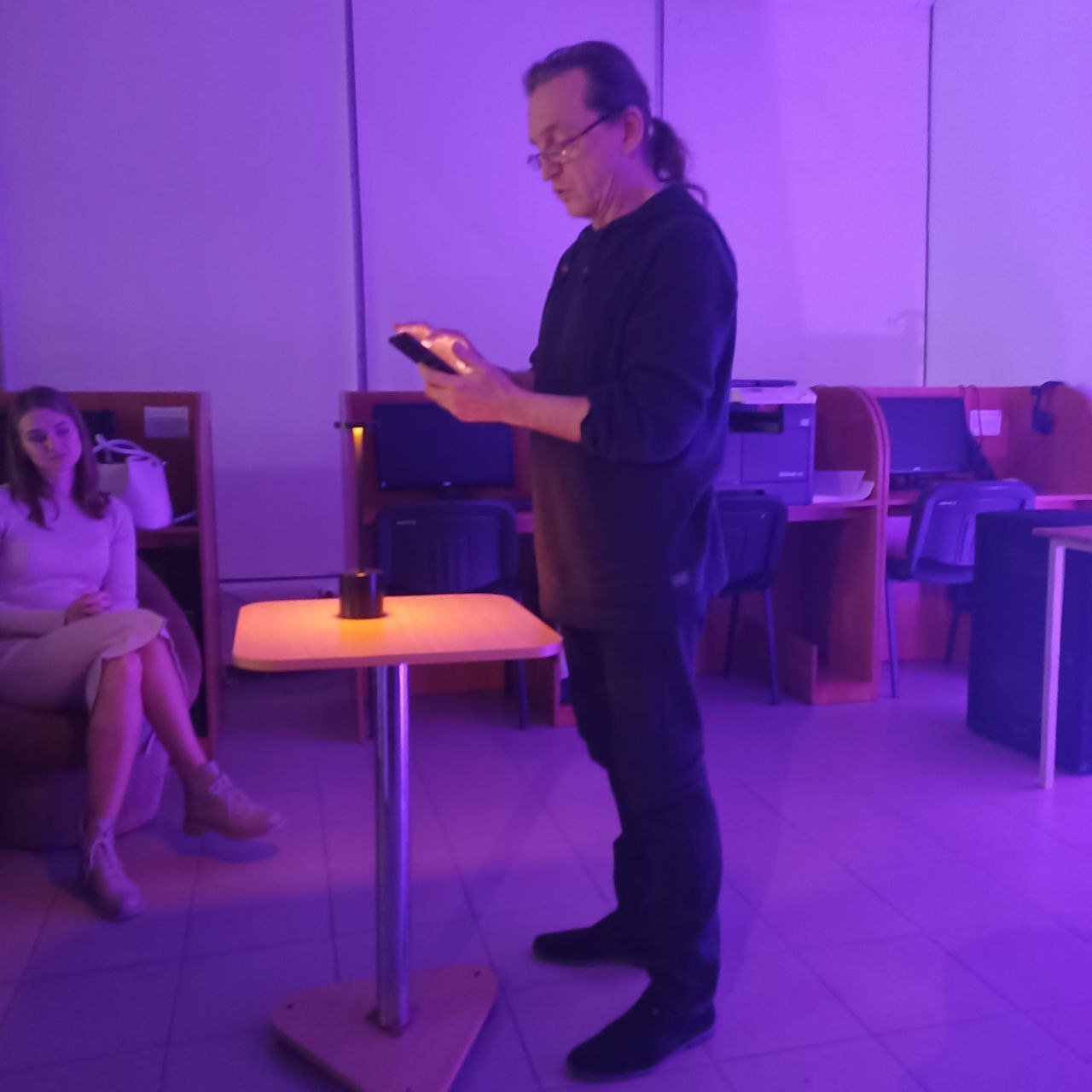 В пятницу, 14.11 в библиотеке прошел Осенний литератерный вечер В пятницу, 14.11 в библиотеке прошел Осенний литератерный вечер