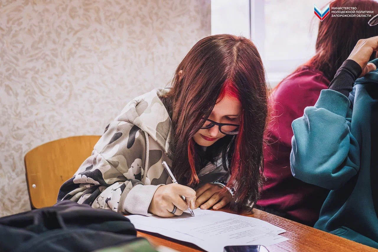 Серия мероприятий школы социального проектирования «Юг Молодой» прошла для молодёжи Токмака Серия мероприятий школы социального проектирования «Юг Молодой» прошла для молодёжи Токмака