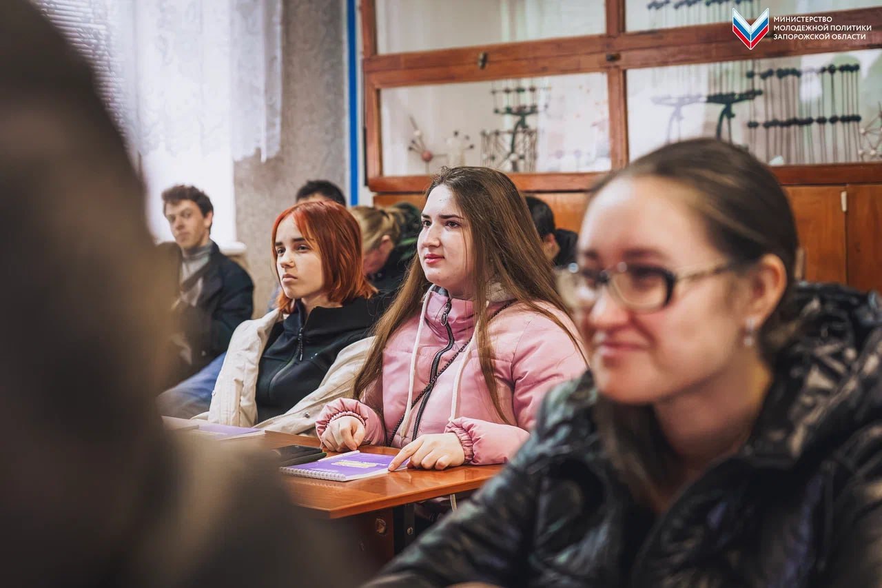 Серия мероприятий школы социального проектирования «Юг Молодой» прошла для молодёжи Токмака Серия мероприятий школы социального проектирования «Юг Молодой» прошла для молодёжи Токмака