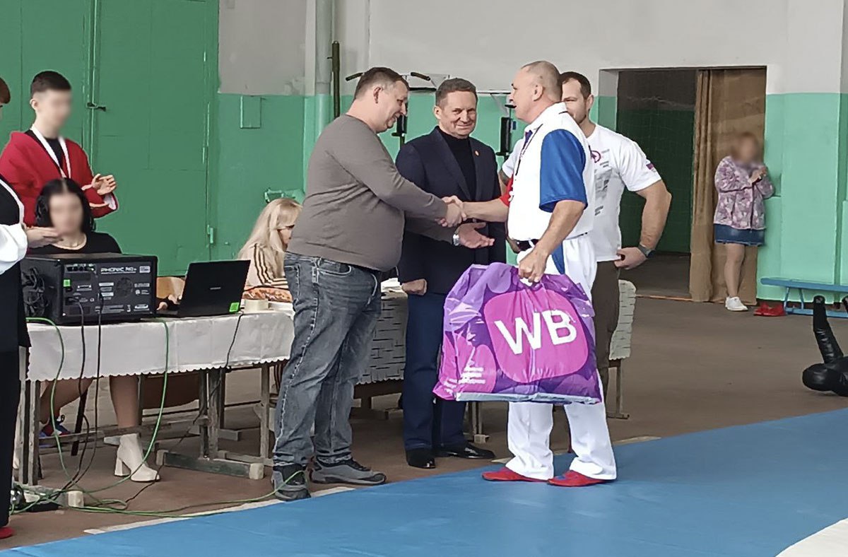 В Пологовском спортивном центре отметили Всероссийский день самбо В Пологовском спортивном центре отметили Всероссийский день самбо