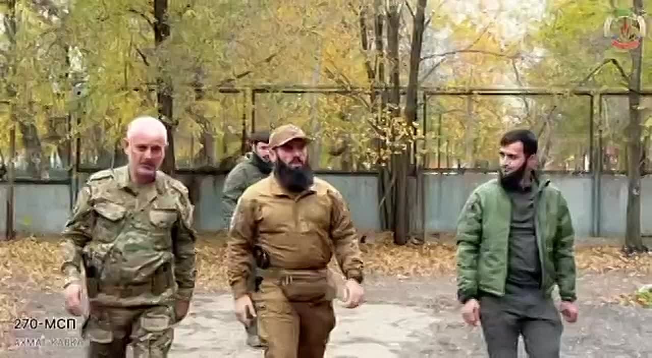 Рамзан Кадыров: В расположение 270-го мотострелкового полка «АХМАТ-Кавказ» МО РФ в Запорожской области доставлен очередной груз гуманитарной помощи от Регионального общественного фонда имени Героя России Ахмата-Хаджи Кадырова