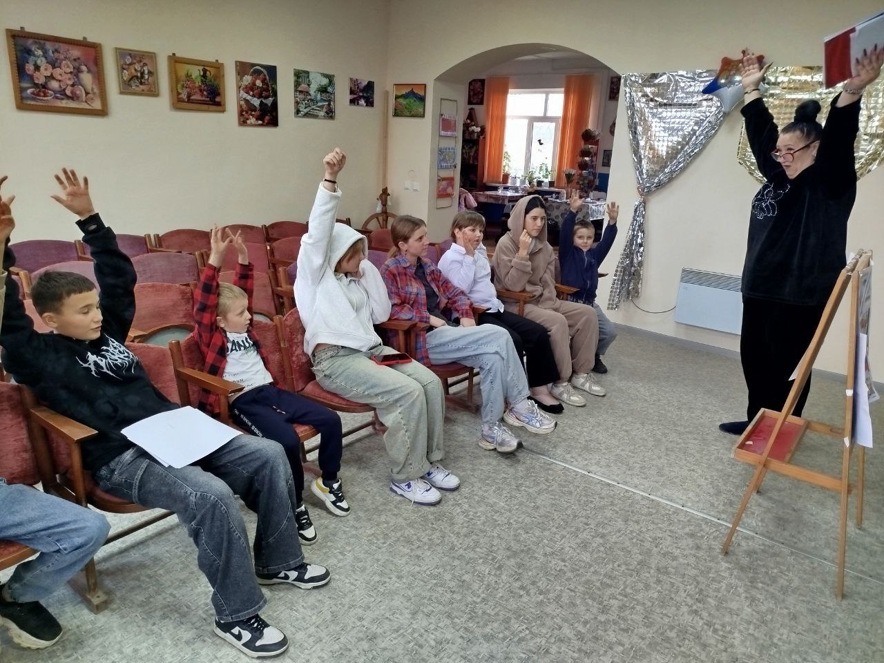 В преддверии Международного дня толерантности, который отмечается 16 ноября, культработнки Акимовского муниципального округа (МКУ "Акимовская ЦКС" и МКУ "Акимовская ЦБС") организовали познавательные программы для учащихся... В преддверии Международного дня толерантности, который отмечается 16 ноября, культработнки Акимовского муниципального округа (МКУ "Акимовская ЦКС" и МКУ "Акимовская ЦБС") организовали познавательные программы для учащихся...