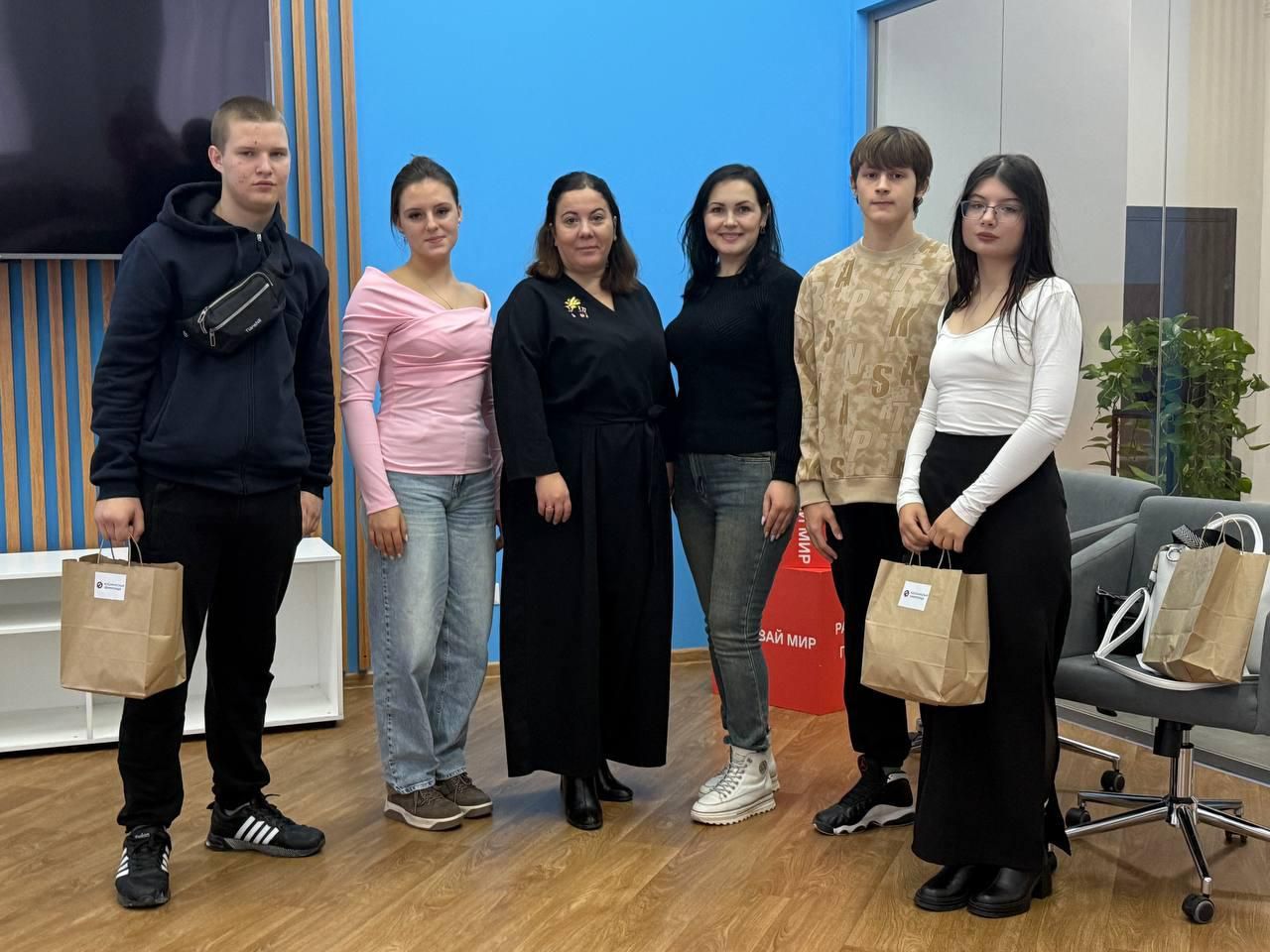 Новостной дайджест -- отличное дополнение к утреннему кофе