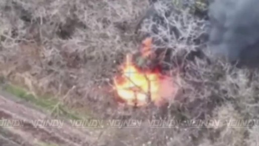 Кадры отличной работы операторов дронов КВН 305 гвардейской артиллерийской бригады 5 армии группировки войск "Восток" на Гуляйпольском направлении