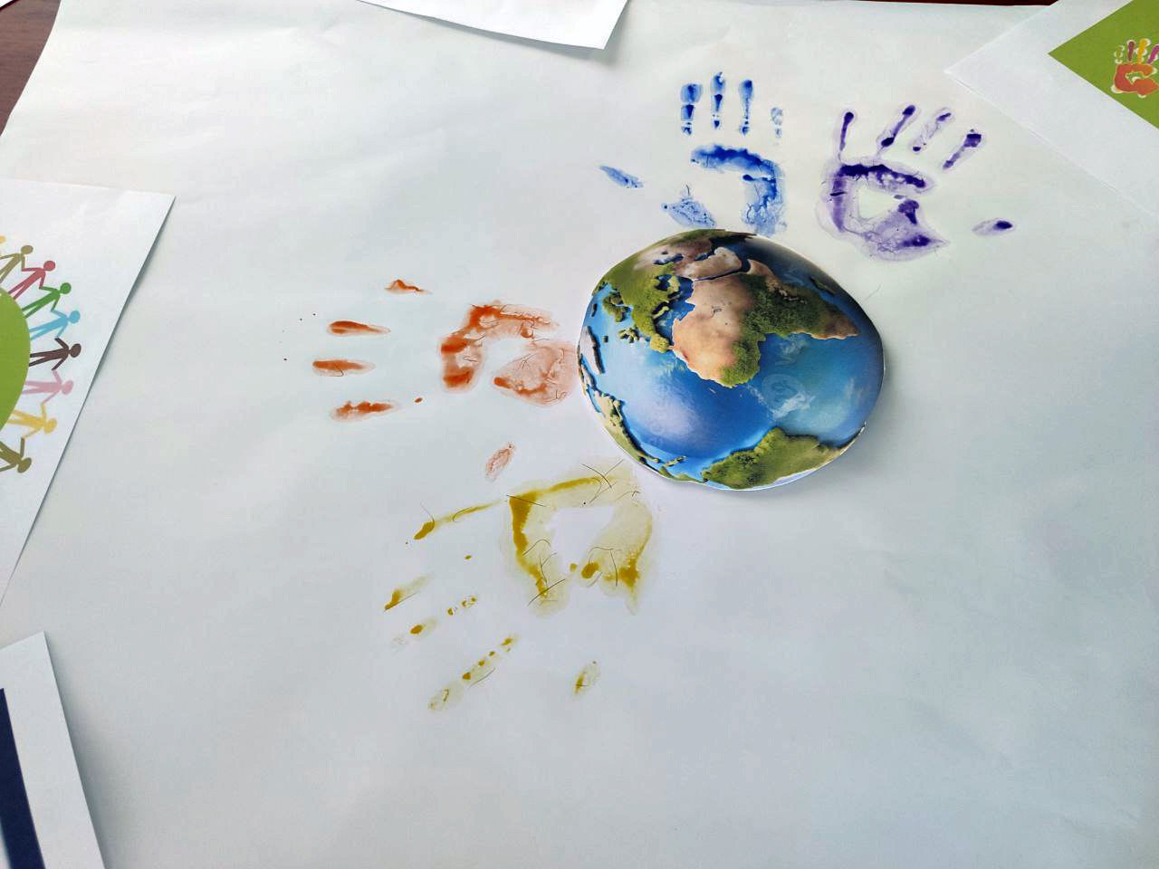 Плодородненская библиотека провела урок толерантности Плодородненская библиотека провела урок толерантности