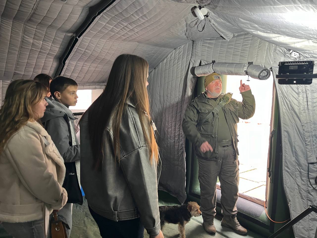 В Приморском колледже МелГУ прошло профориентационное мероприятие для школьников, посвящённое двум новым дисциплинам — «Защите в чрезвычайных ситуациях» и «Пожарной безопасности» В Приморском колледже МелГУ прошло профориентационное мероприятие для школьников, посвящённое двум новым дисциплинам — «Защите в чрезвычайных ситуациях» и «Пожарной безопасности»