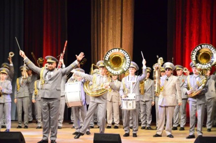 Концерт студенческих творческих коллективов Луганской государственной академии культуры и искусств имени Михаила Матусовского «Искусство, воспетое сердцем» прошел в Областном центре искусств и народного творчества в...