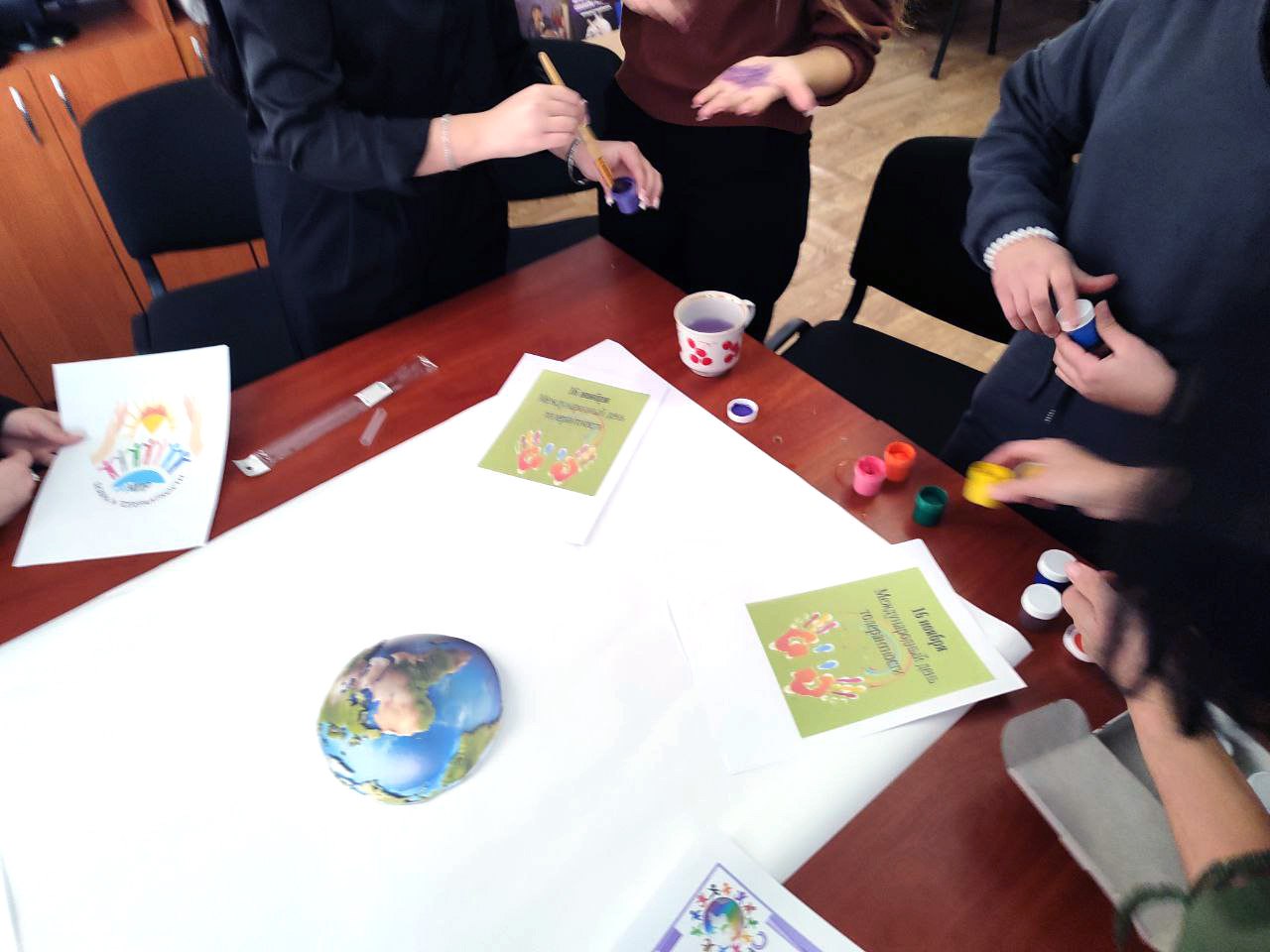 Плодородненская библиотека провела урок толерантности Плодородненская библиотека провела урок толерантности