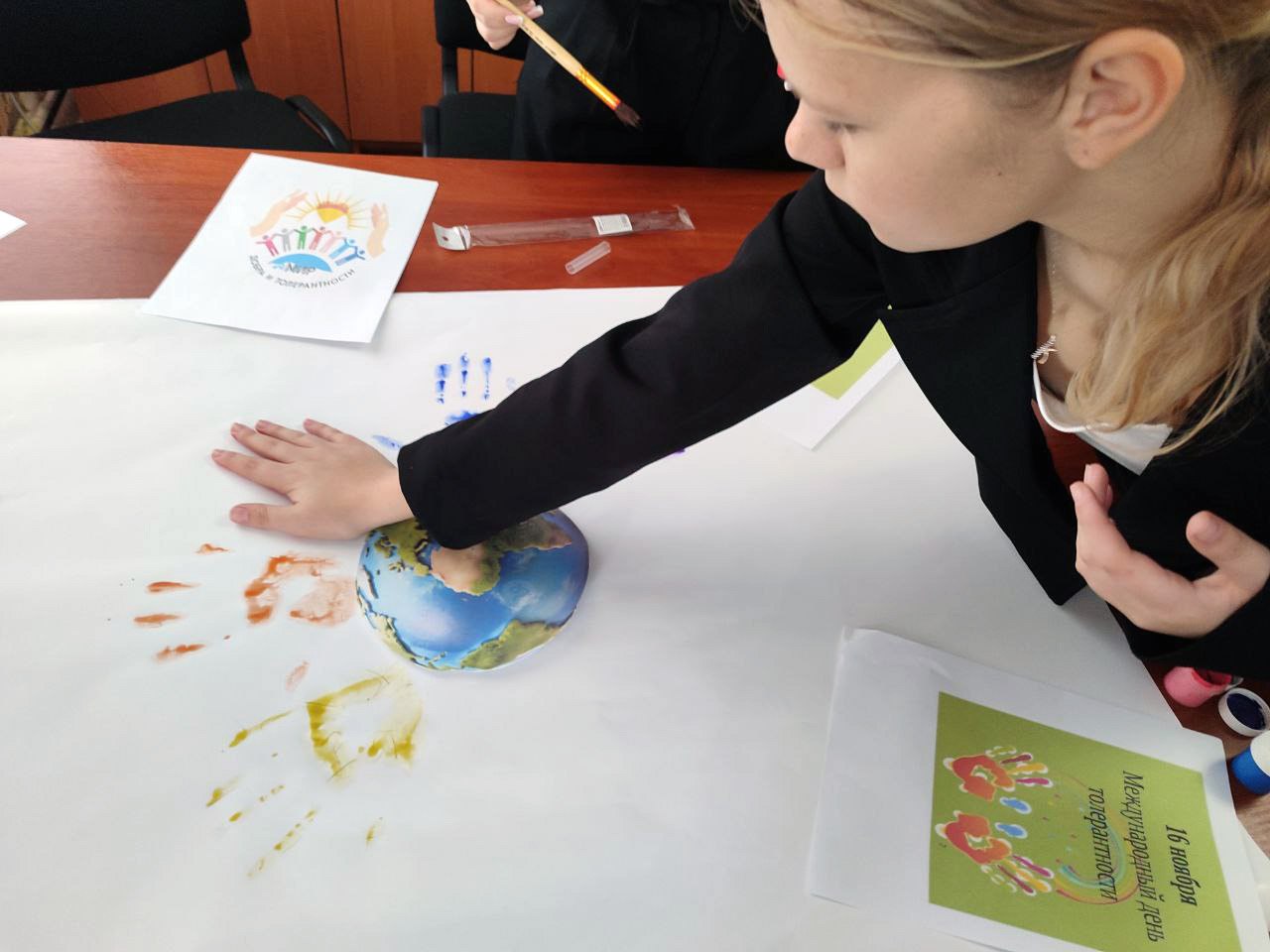 Плодородненская библиотека провела урок толерантности Плодородненская библиотека провела урок толерантности