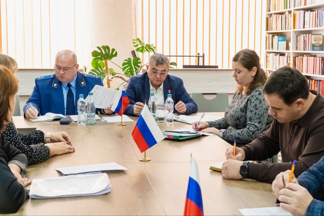 Сергей Золотарёв: Прием граждан в селе Семеновка Сергей Золотарёв: Прием граждан в селе Семеновка