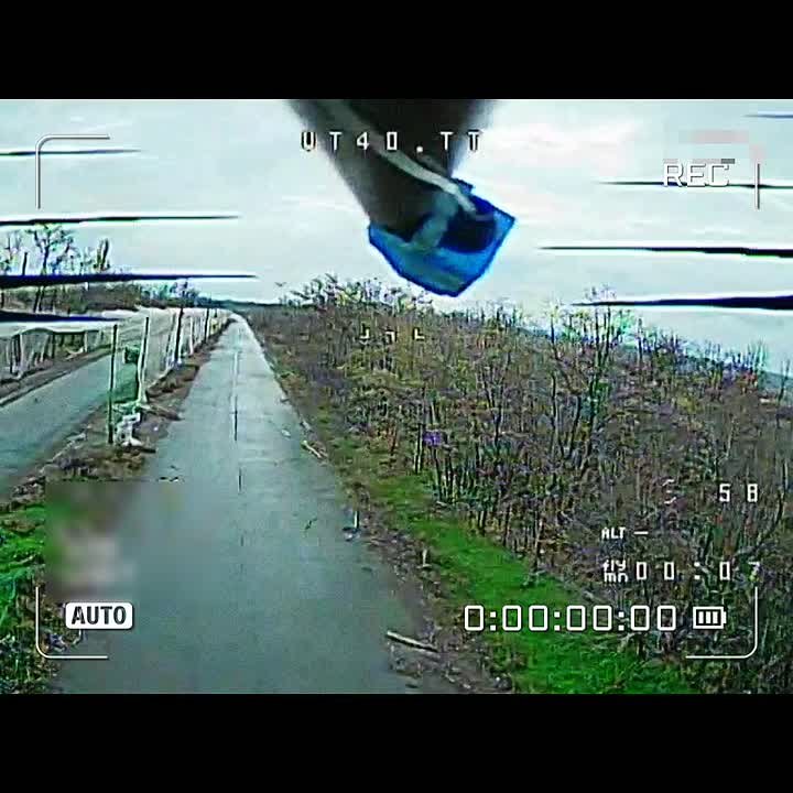 Расчёт БпЛА 70 мсд 18 ОА ГрВ "Днепр" уничтожает пикап ВСУ