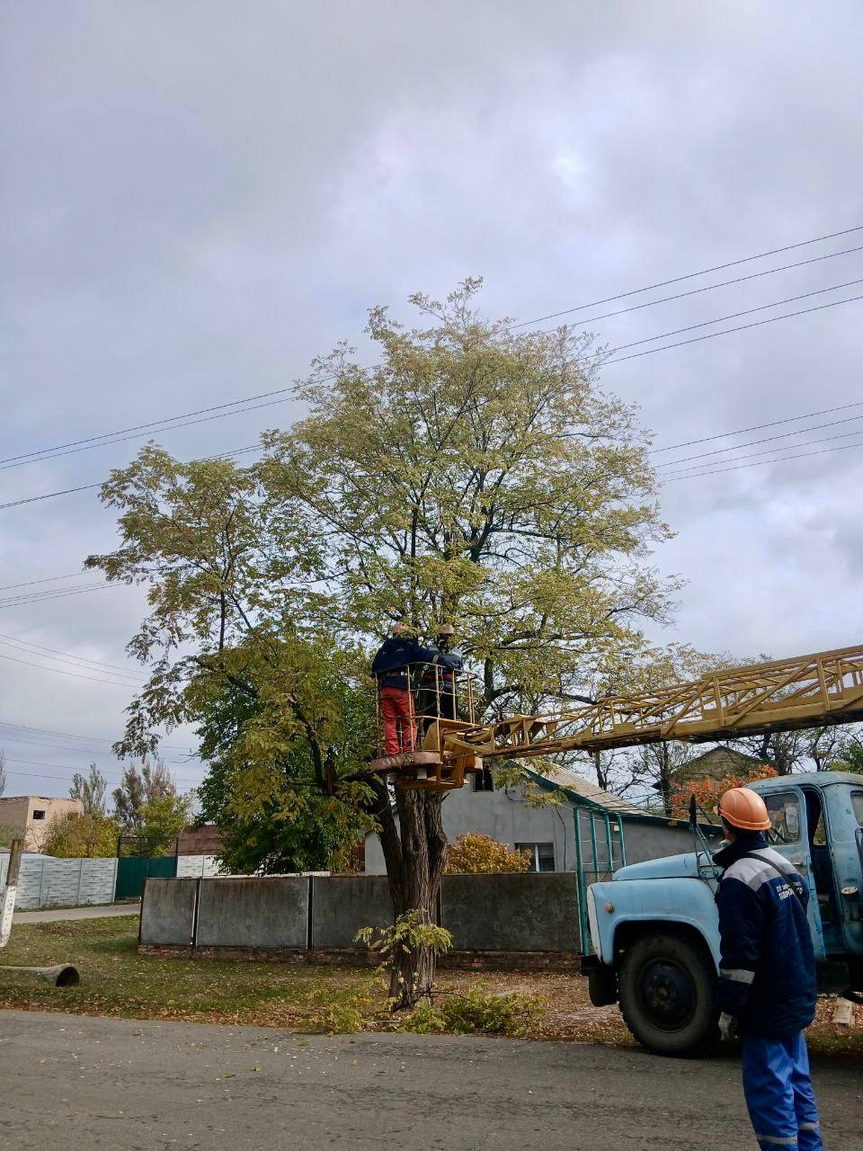 Акимовский район — перетяжка проводов