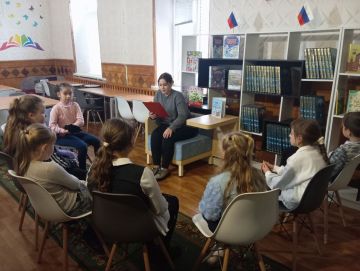 18 ноября в России отмечают День Рождения Деда Мороза — символа Нового года и зимнего волшебства