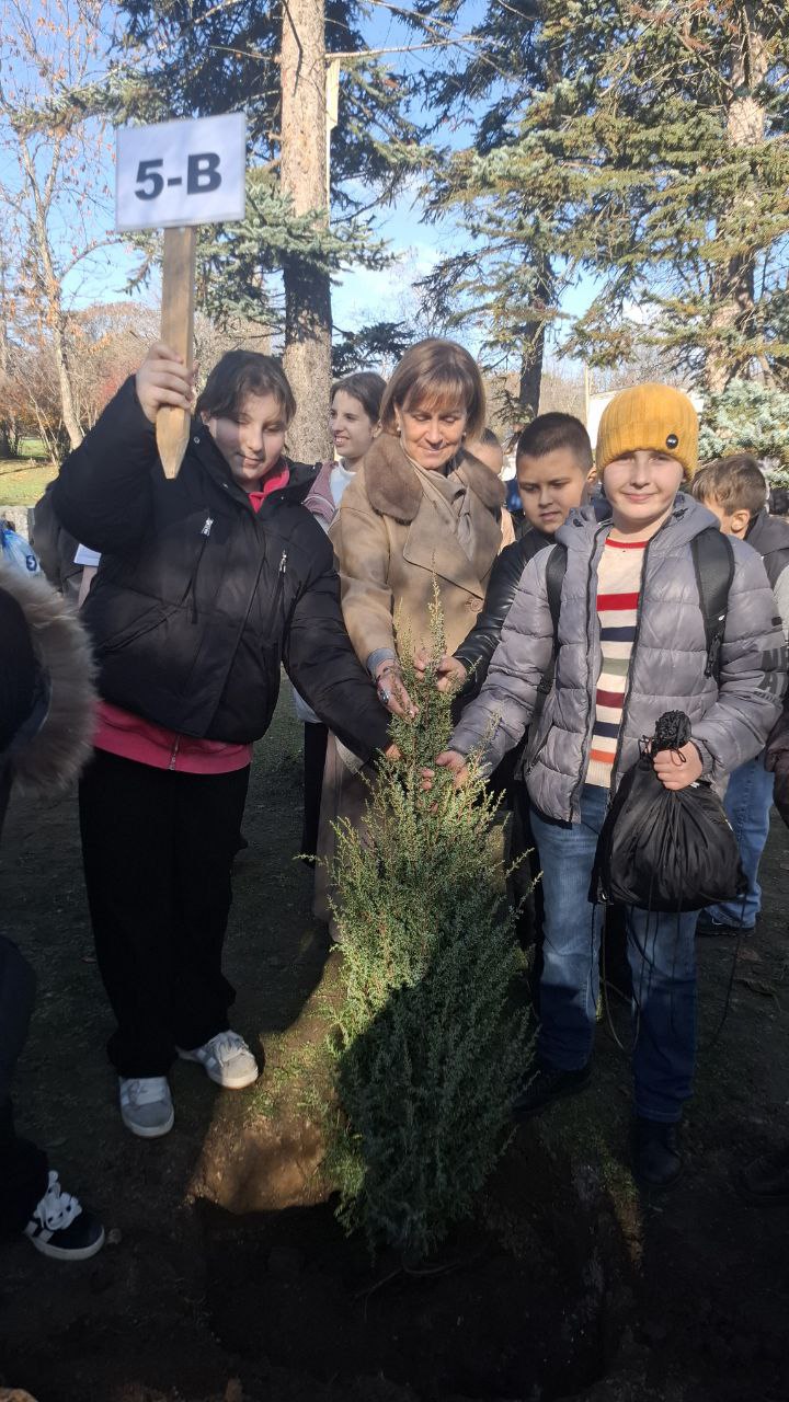 Посвящение в пятиклассники в среднеобразовательной школы №1 «София» г. Днепрорудное