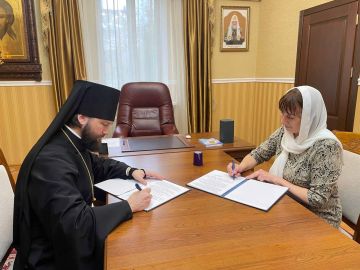 Анна Хорошун: 12 ноября епископ Бердянский и Приморский Петр встретился с директором Государственного бюджетного общеобразовательного учреждения Запорожской области «Бердянская гимназия имени Новомучеников и Исповедников...