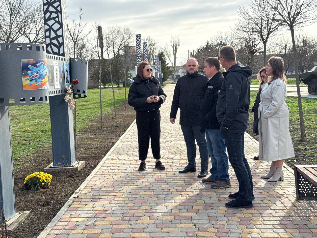 Глава округа Александр Трудоношин показал гостям из Инкермана масштабные объекты ремонта и благоустройства Глава округа Александр Трудоношин показал гостям из Инкермана масштабные объекты ремонта и благоустройства