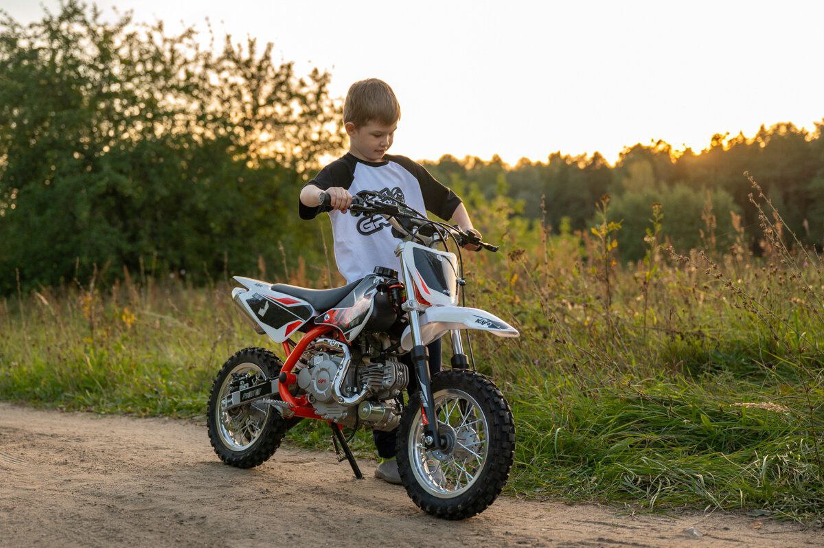 Детям хотят запретить покупать питбайки и бензин