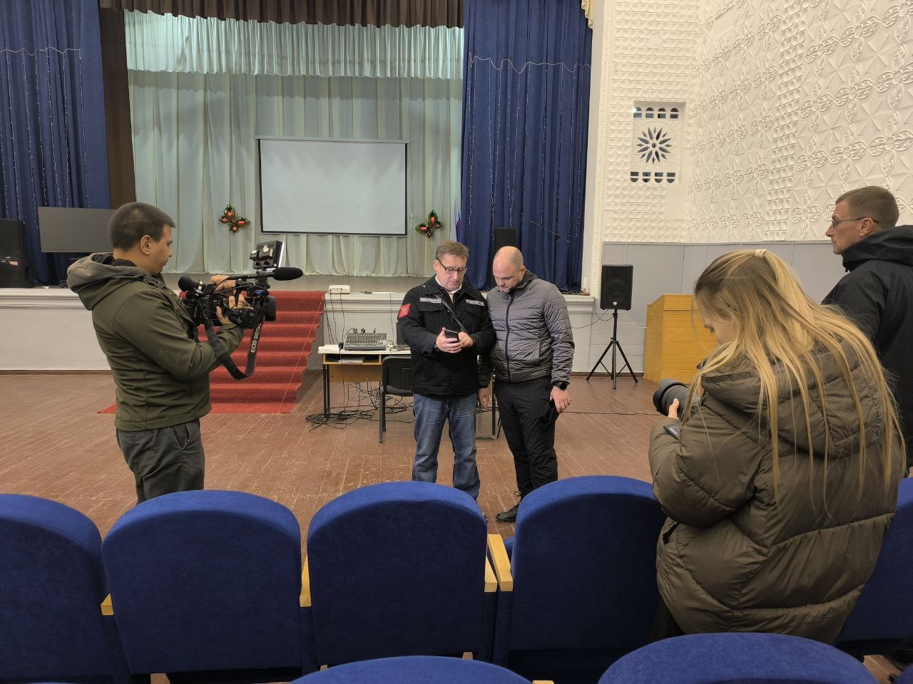 Глава округа Александр Трудоношин показал гостям из Инкермана масштабные объекты ремонта и благоустройства Глава округа Александр Трудоношин показал гостям из Инкермана масштабные объекты ремонта и благоустройства